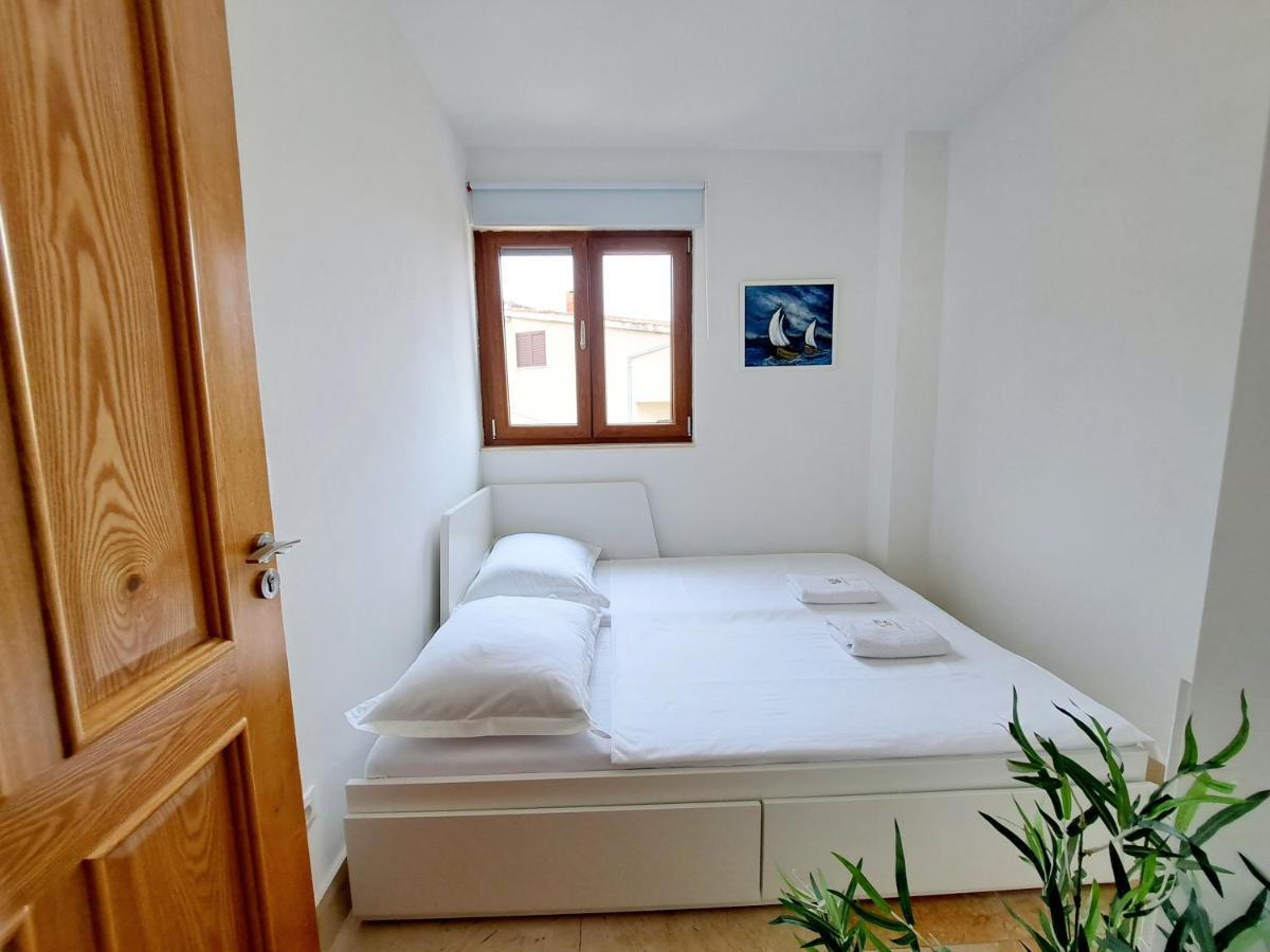 Apartment Carica Slatine Luaran gambar