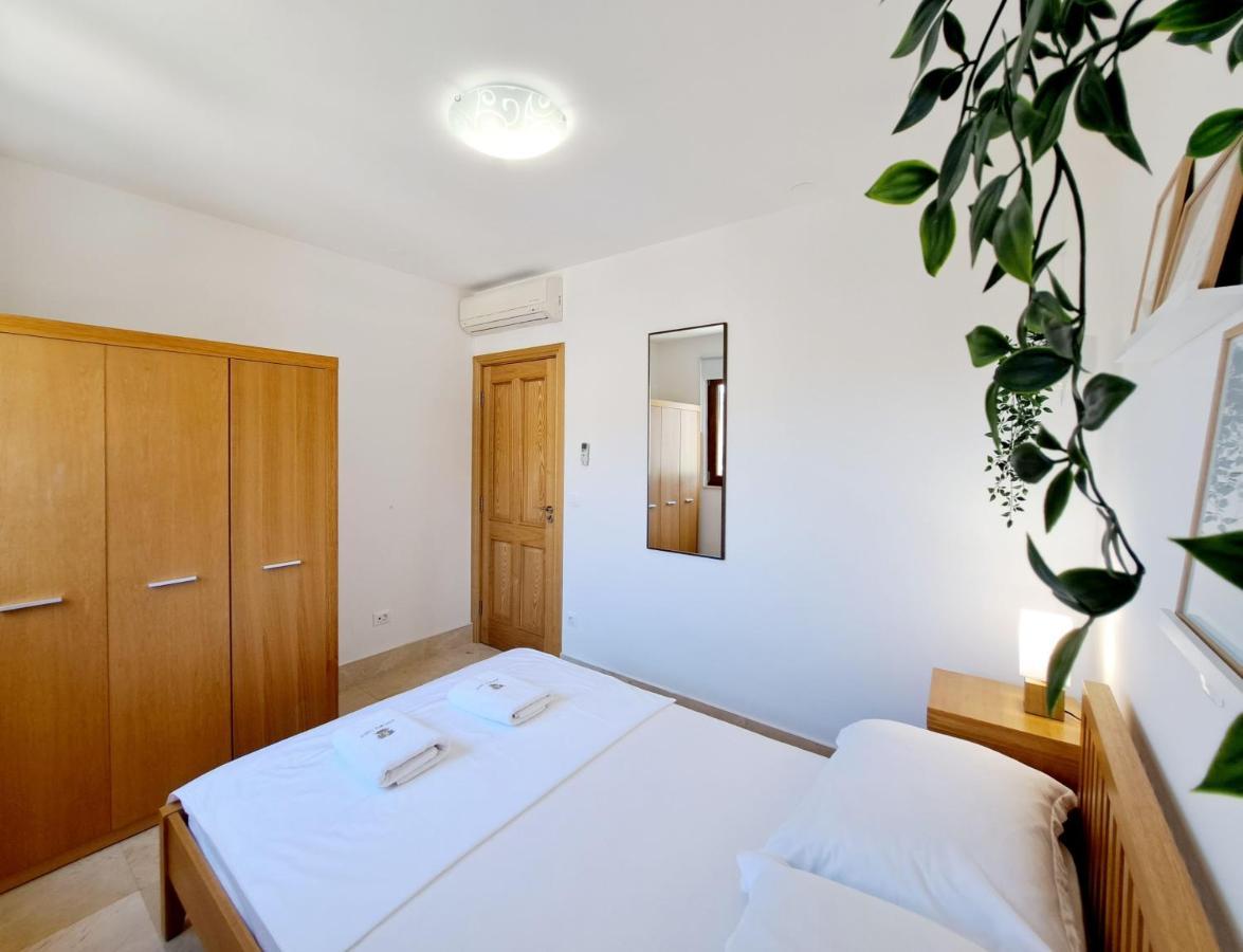 Apartment Carica Slatine Luaran gambar